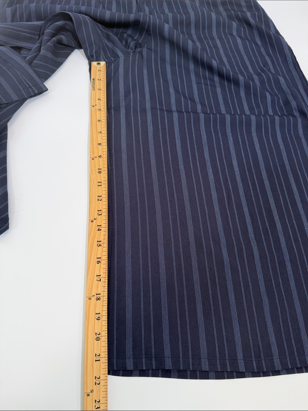 Vince Wide Leg Palazzo Cropped Pants Size 2X Navy White Pinstripe NWOT - Picture 7 of 10